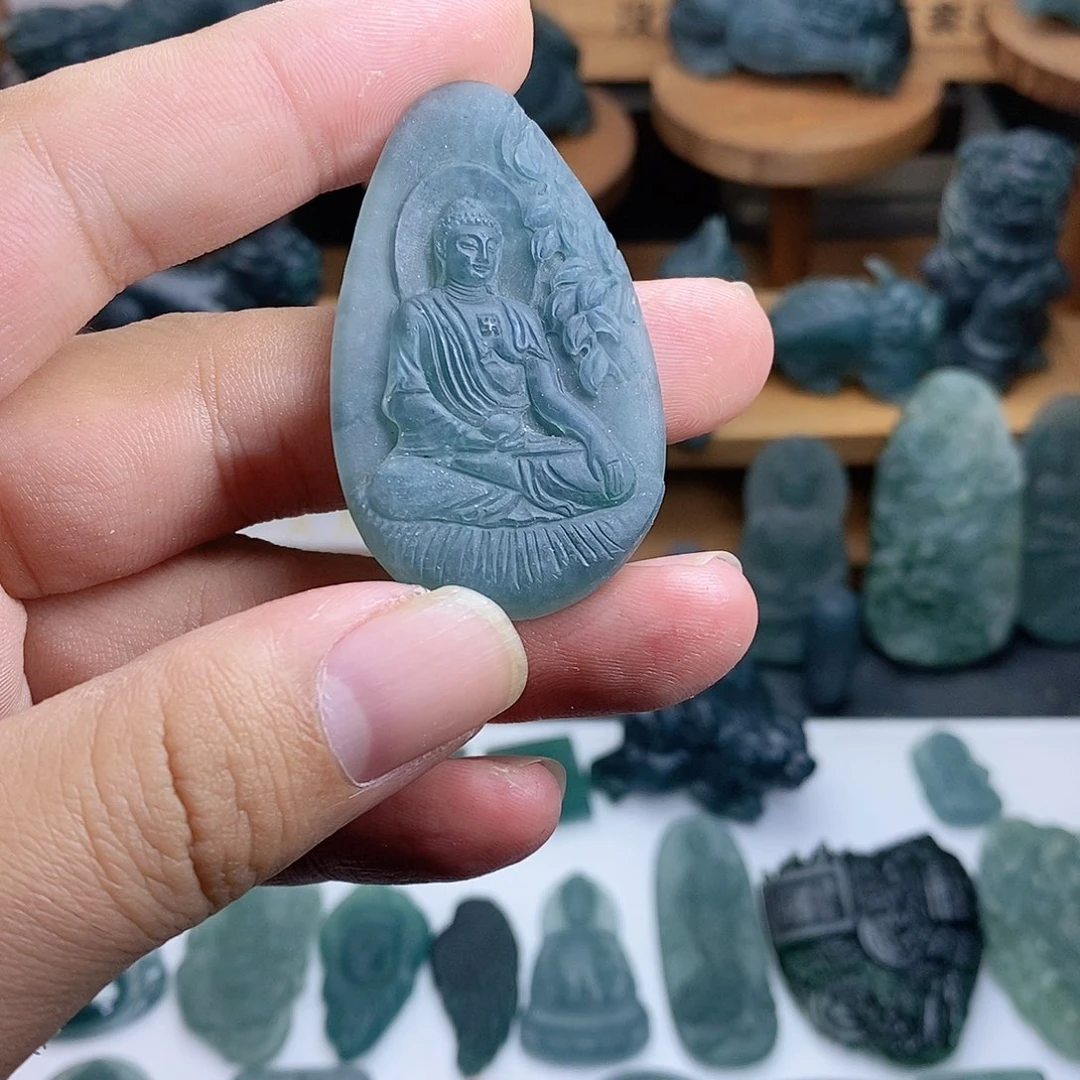 定制翡翠未镶嵌阿米