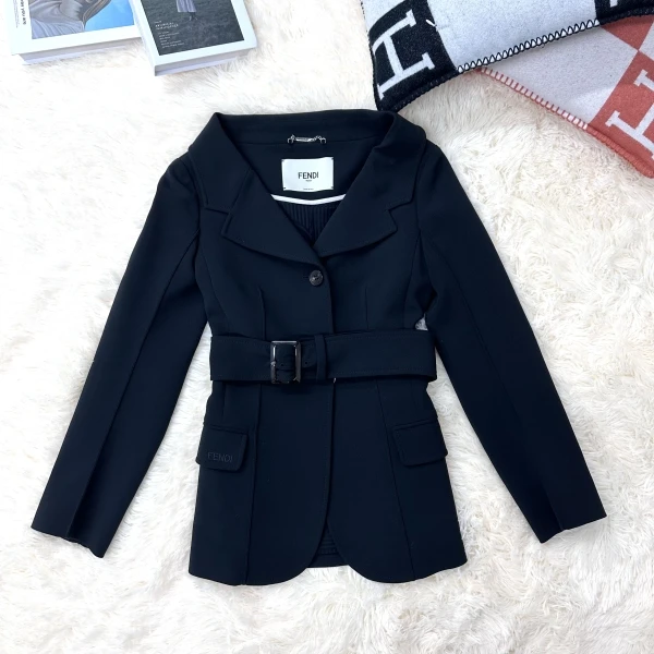 妃鱼/芬迪/聚酯纤维/外套/95新/星三03