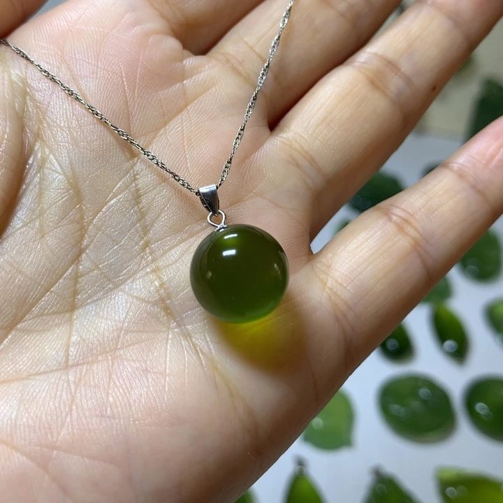 银S925镶嵌岫玉颈饰吊坠