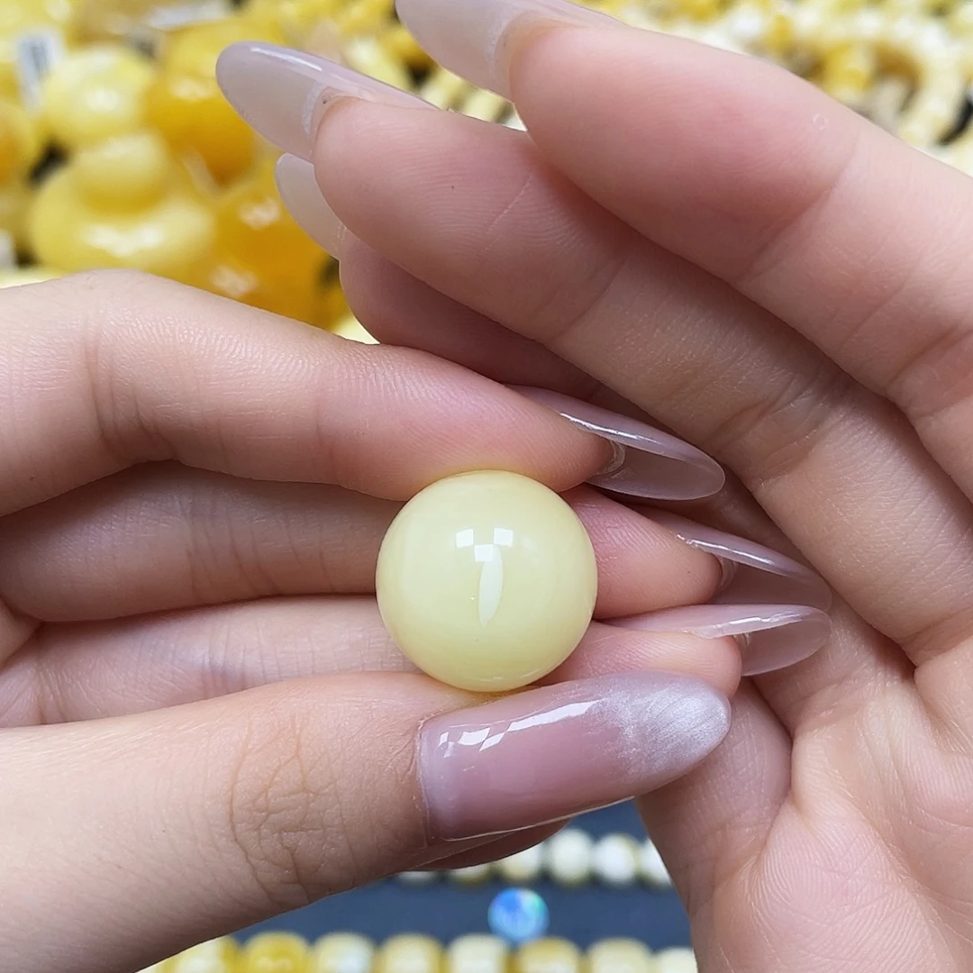 蜜蜡未镶嵌裸石圆珠18mm