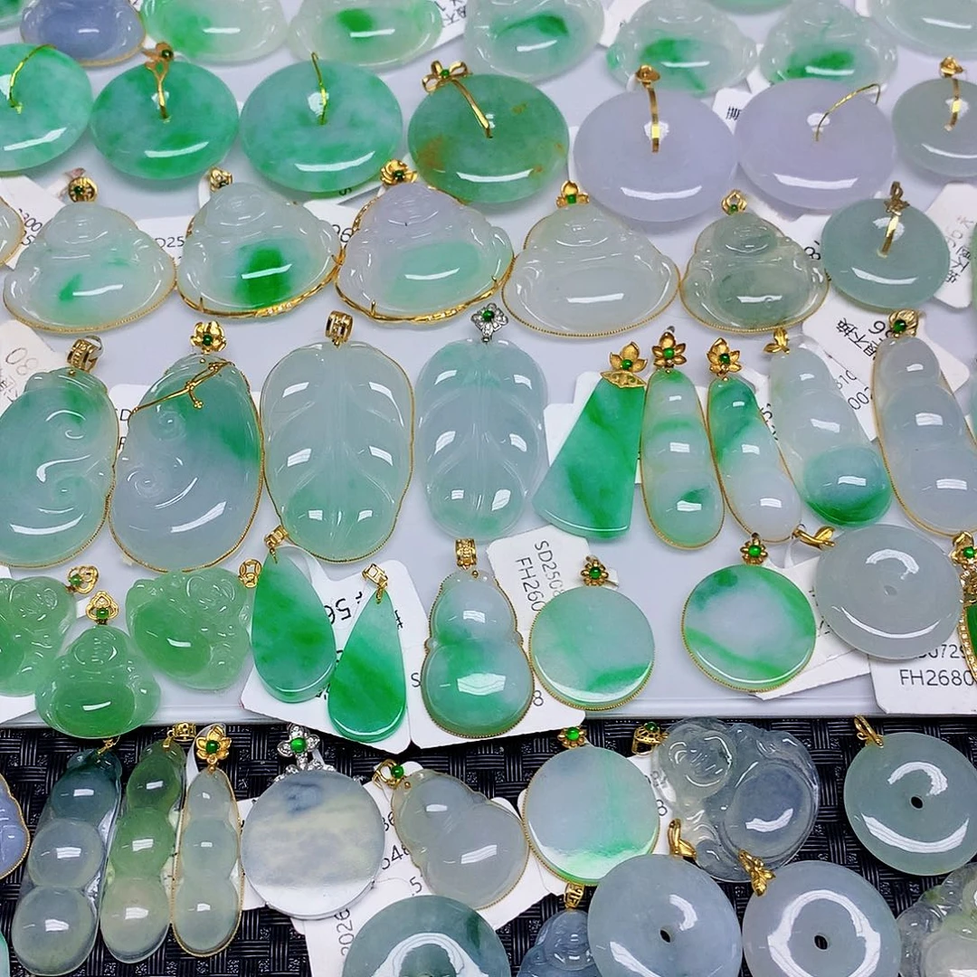 翡翠未镶嵌颈饰235678877