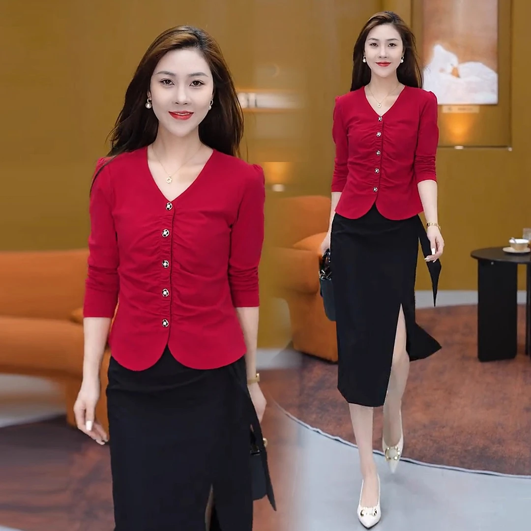 红色长袖T恤女秋季2025新款爆款时尚洋气减龄修身显瘦V领小衫上衣