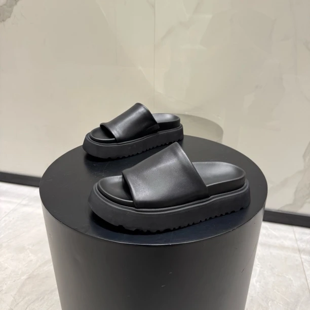 夏季新款爆款凉拖高档拖鞋黑色真皮一字拖厚底鞋增高露趾常规外穿