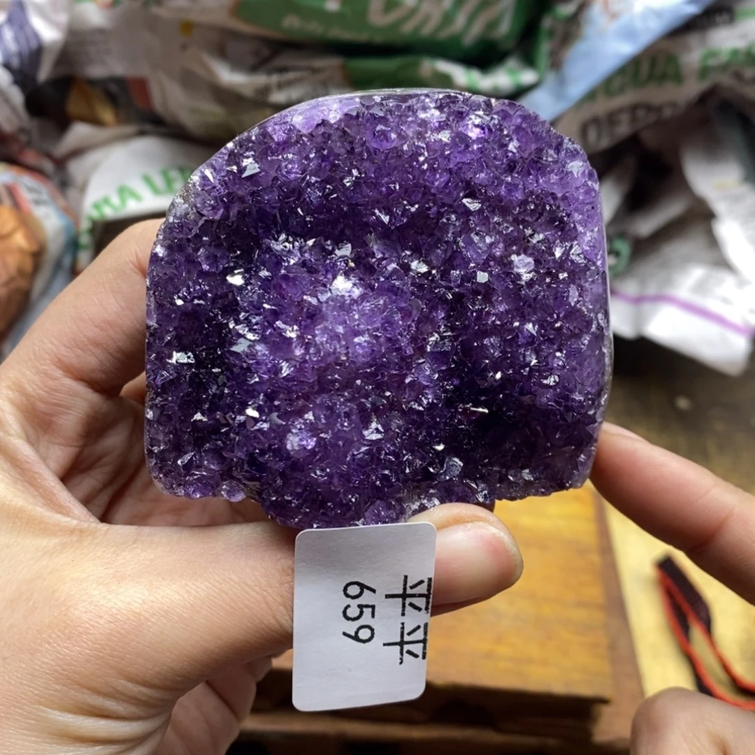 紫晶乌拉圭未镶嵌