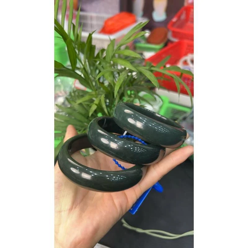 和田玉且末蓝大轮胎手镯 拍一发一多样性发其一 D663