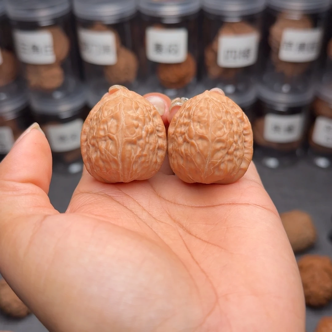 把件文玩核桃舍利子