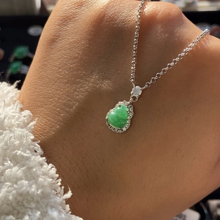 翡翠耳饰银S925镶嵌灵*耳钉