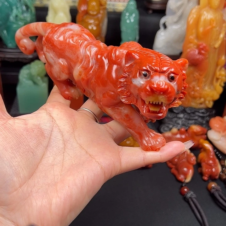 寿山石高山水冻石