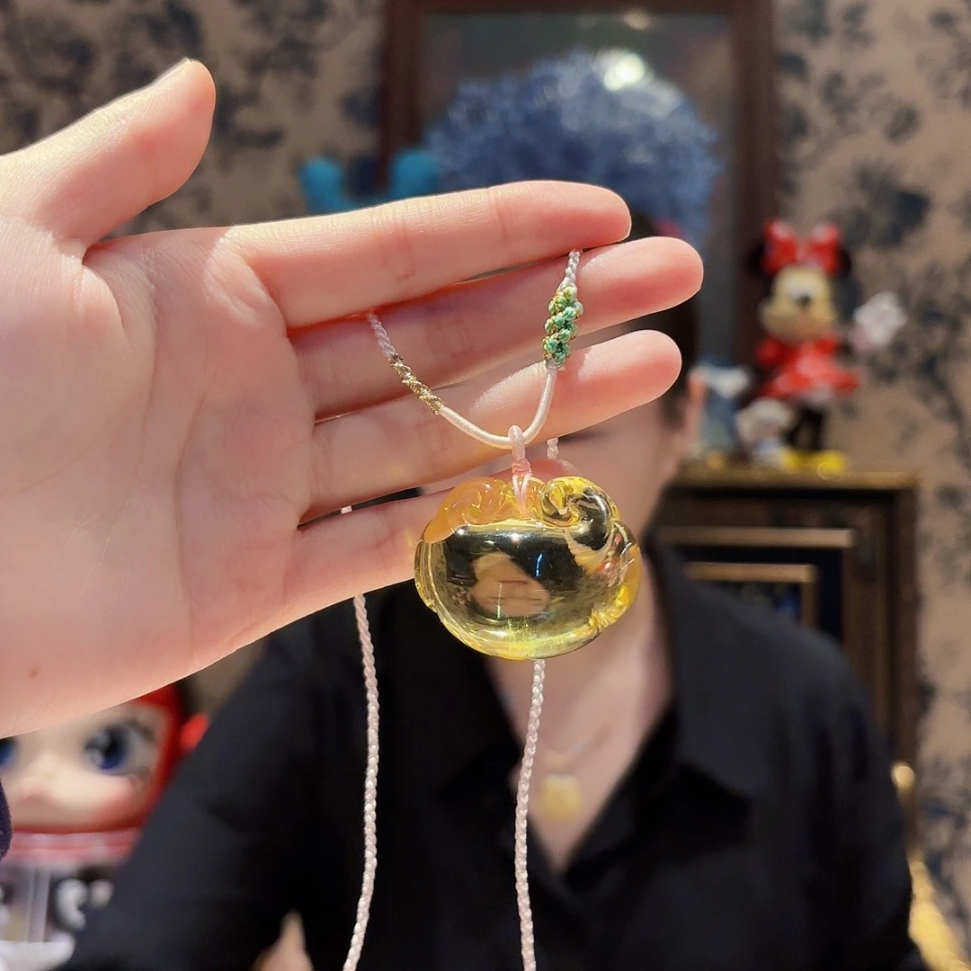 琥珀未镶嵌颈饰颈饰