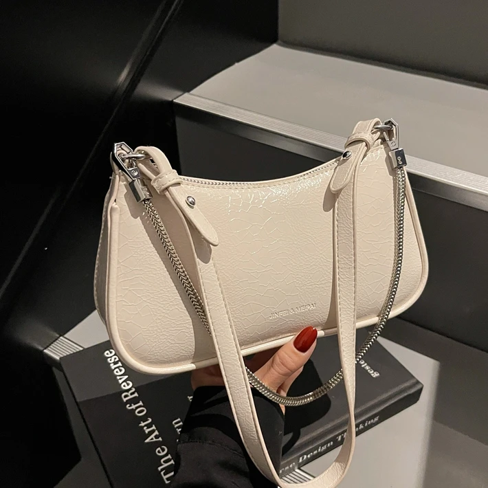 法式小众复古腋下包包女2025新款手提高级感法棍包单肩斜挎包