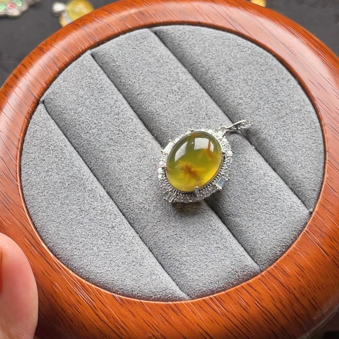 银S925镶嵌蛇纹石玉颈饰