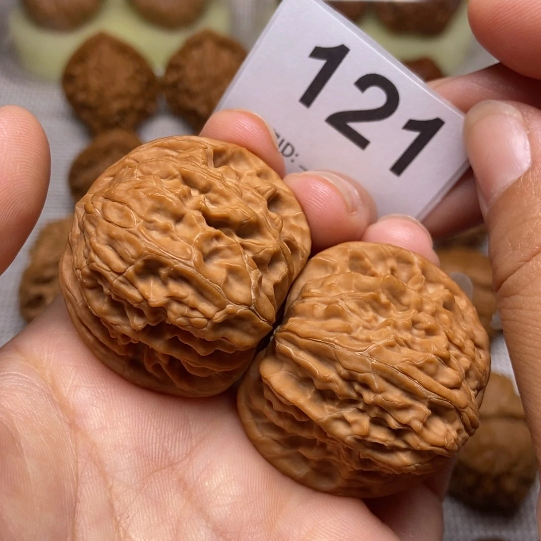 文玩核桃磨盘全品38。 121