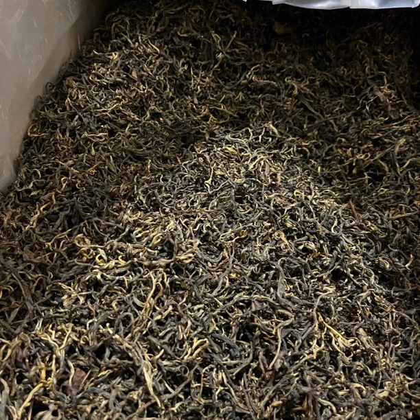 2025易武大树晒红头春，口感：密香浓厚