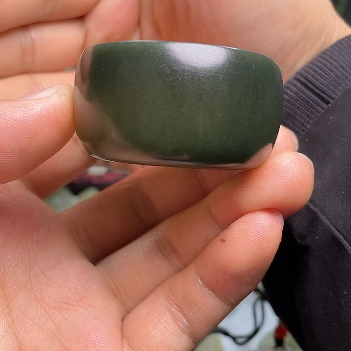 和田玉（青玉）和田玉茶杯未镶嵌
