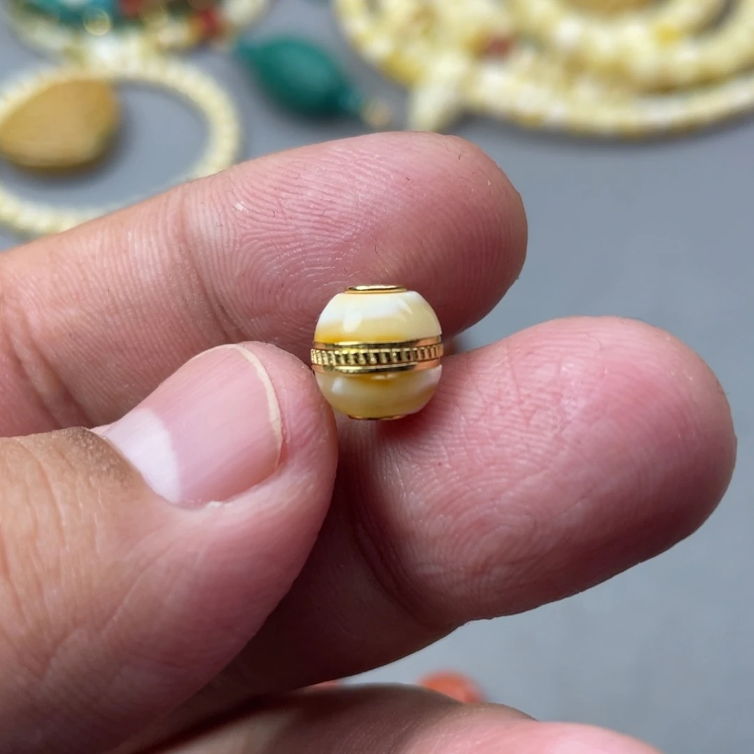 琥珀珠宝奇石未镶嵌33