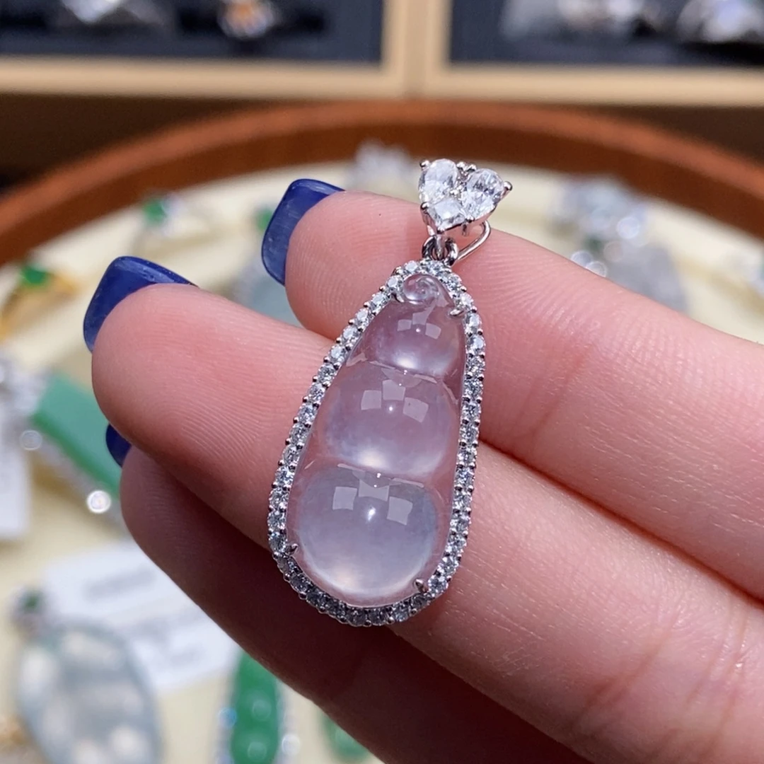 翡翠18K金镶嵌颈饰纯天然缅甸翡翠A货福豆