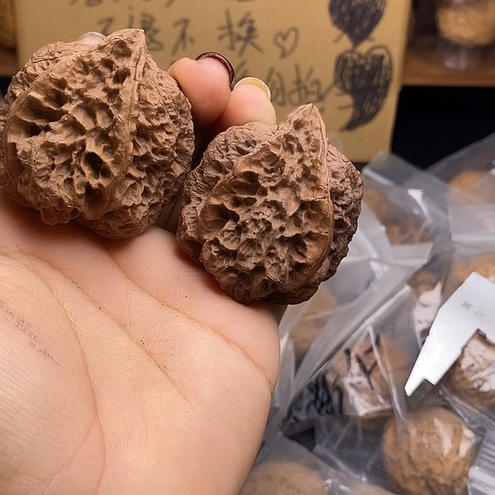 文玩核桃把件     79h