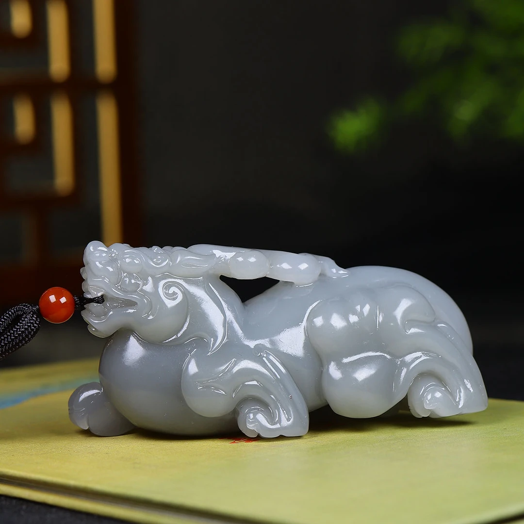 112001和田玉烟紫貔貅把件