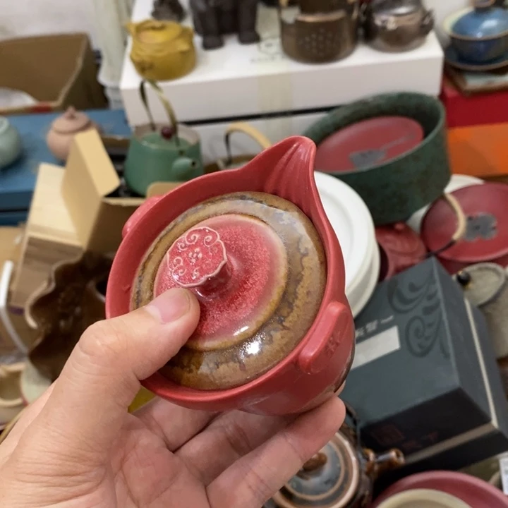 陶瓷艺术品及陶瓷壶壶