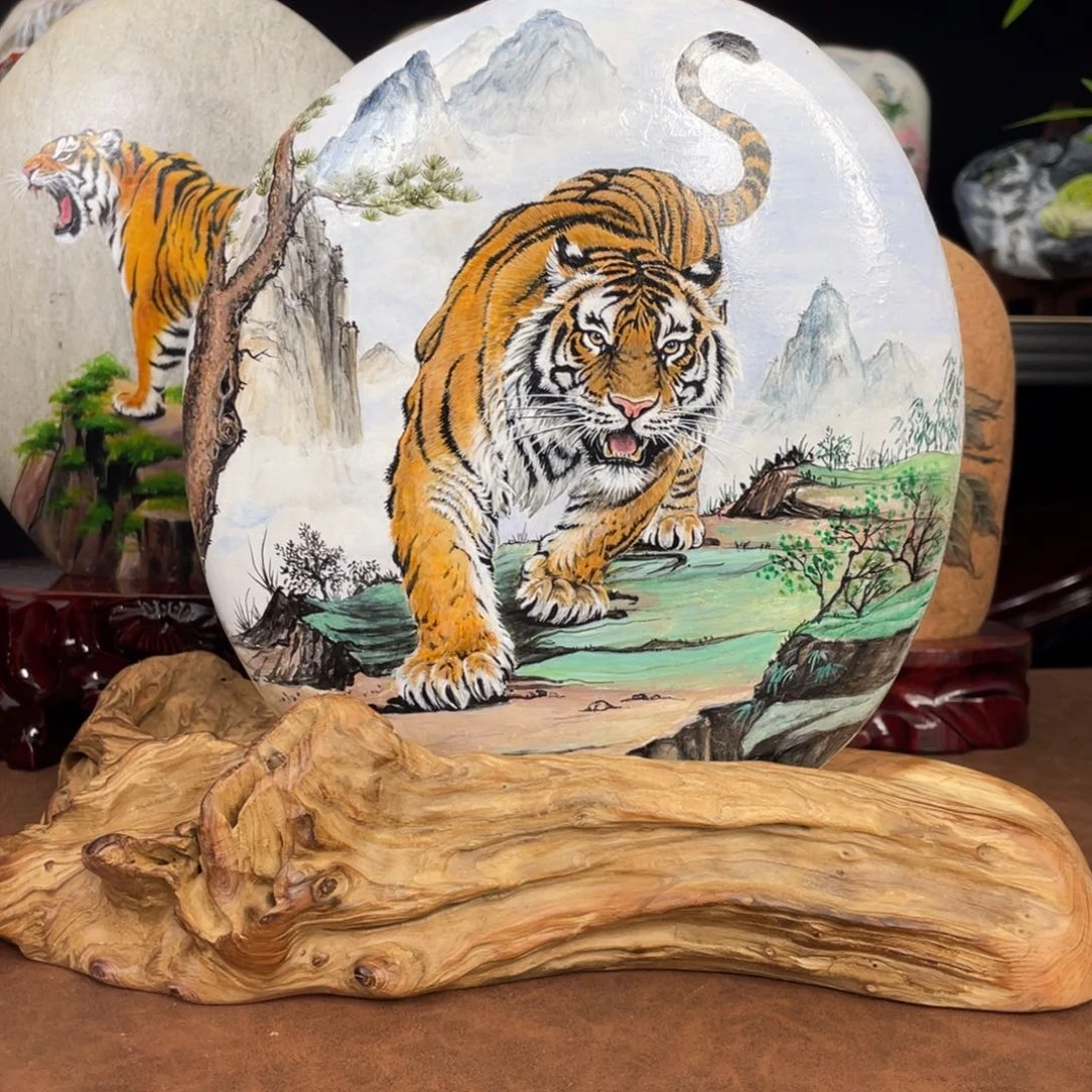 石材纯手绘石头画，老虎作品