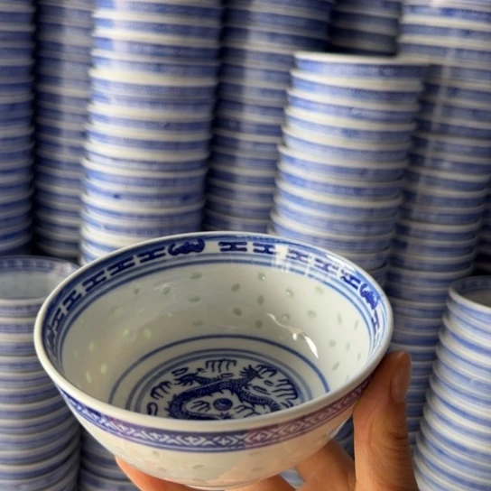 碗青花玲珑5寸饭碗