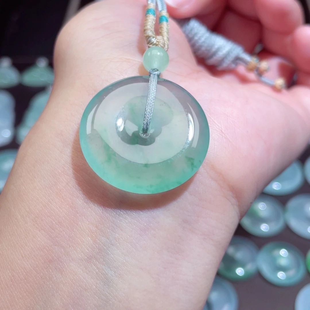 颈饰未镶嵌翡翠扣子