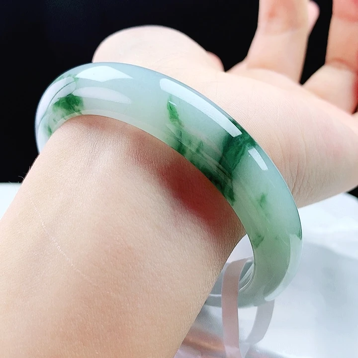未镶嵌手镯翡翠55圈