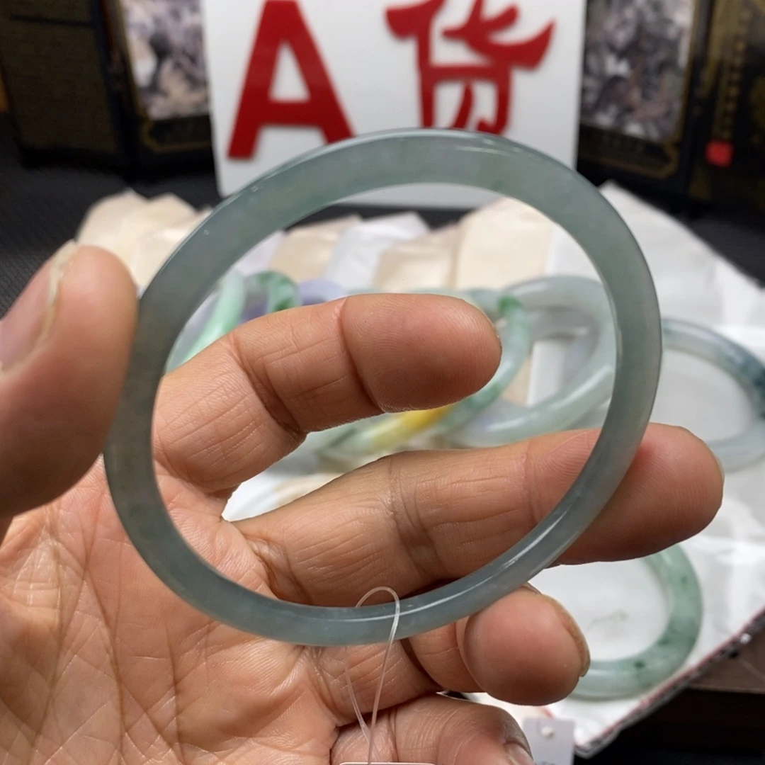 翡翠未镶嵌手镯翡翠手镯