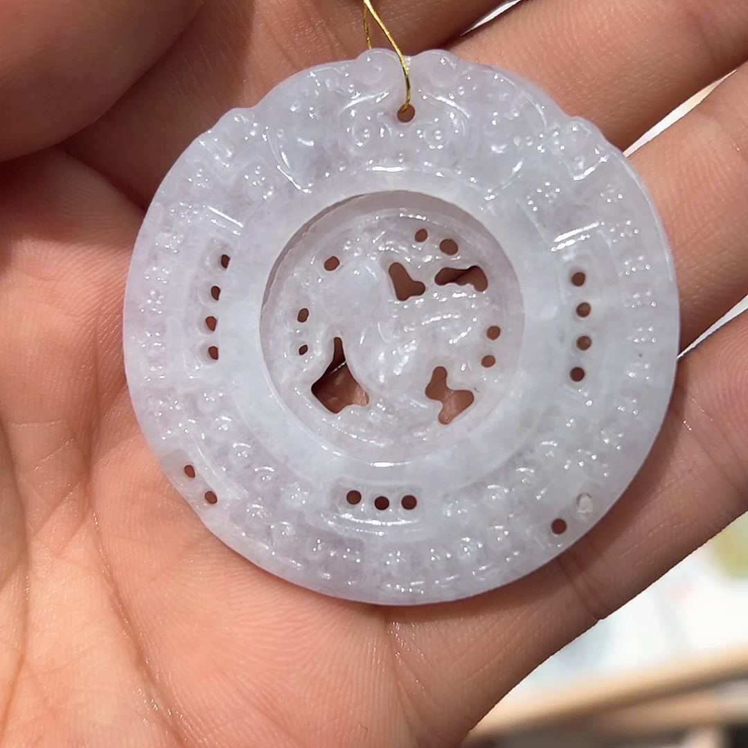 翡翠未镶嵌颈饰挂件