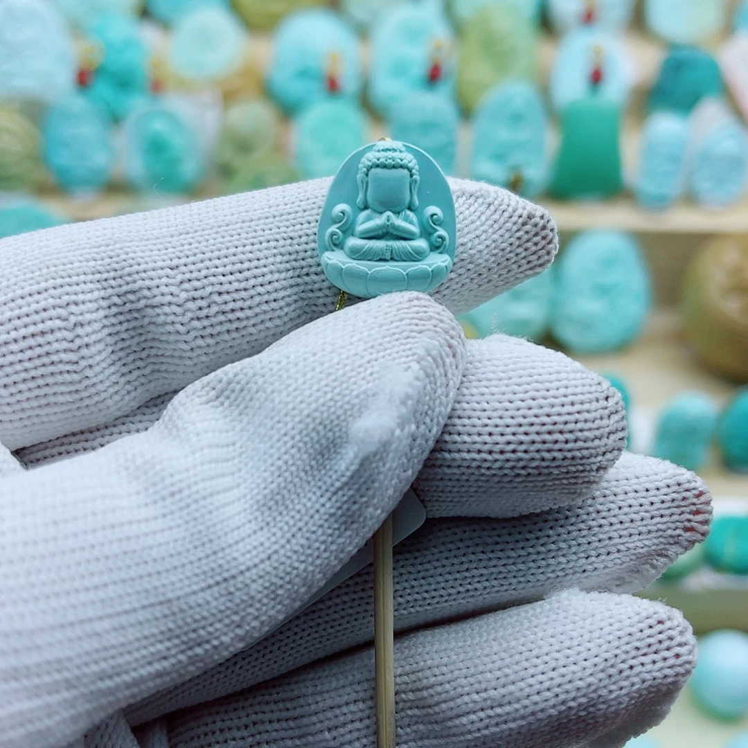 绿松石未镶嵌珠宝奇石