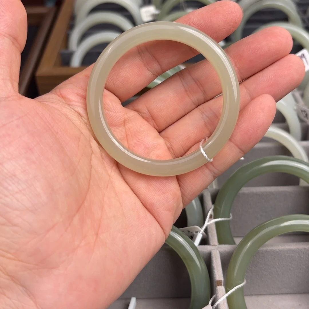 未镶嵌手镯和田玉53.5圈口 3号