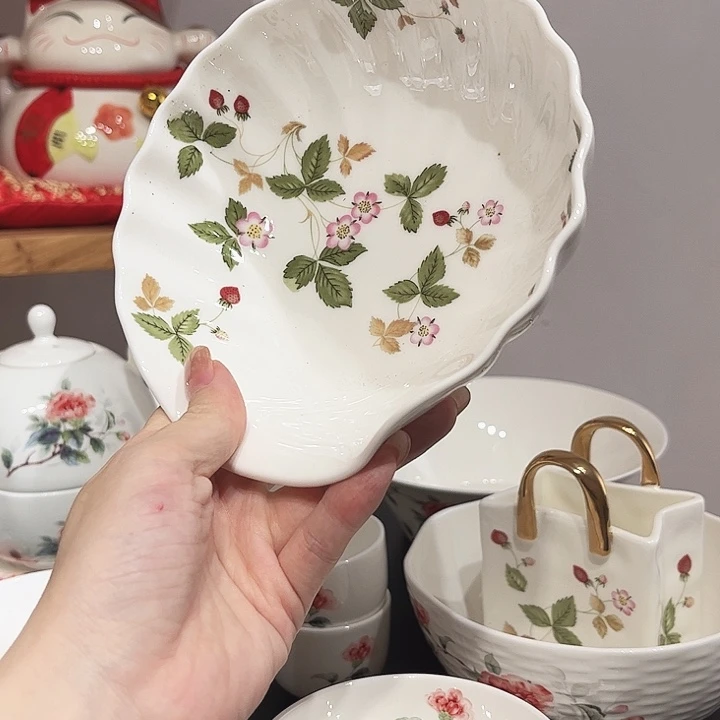 瓷片贝壳盘碗1个瓷片