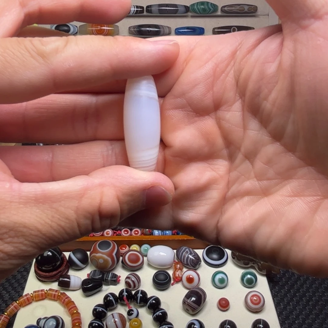 玛瑙/玉髓未镶嵌颈饰0**。