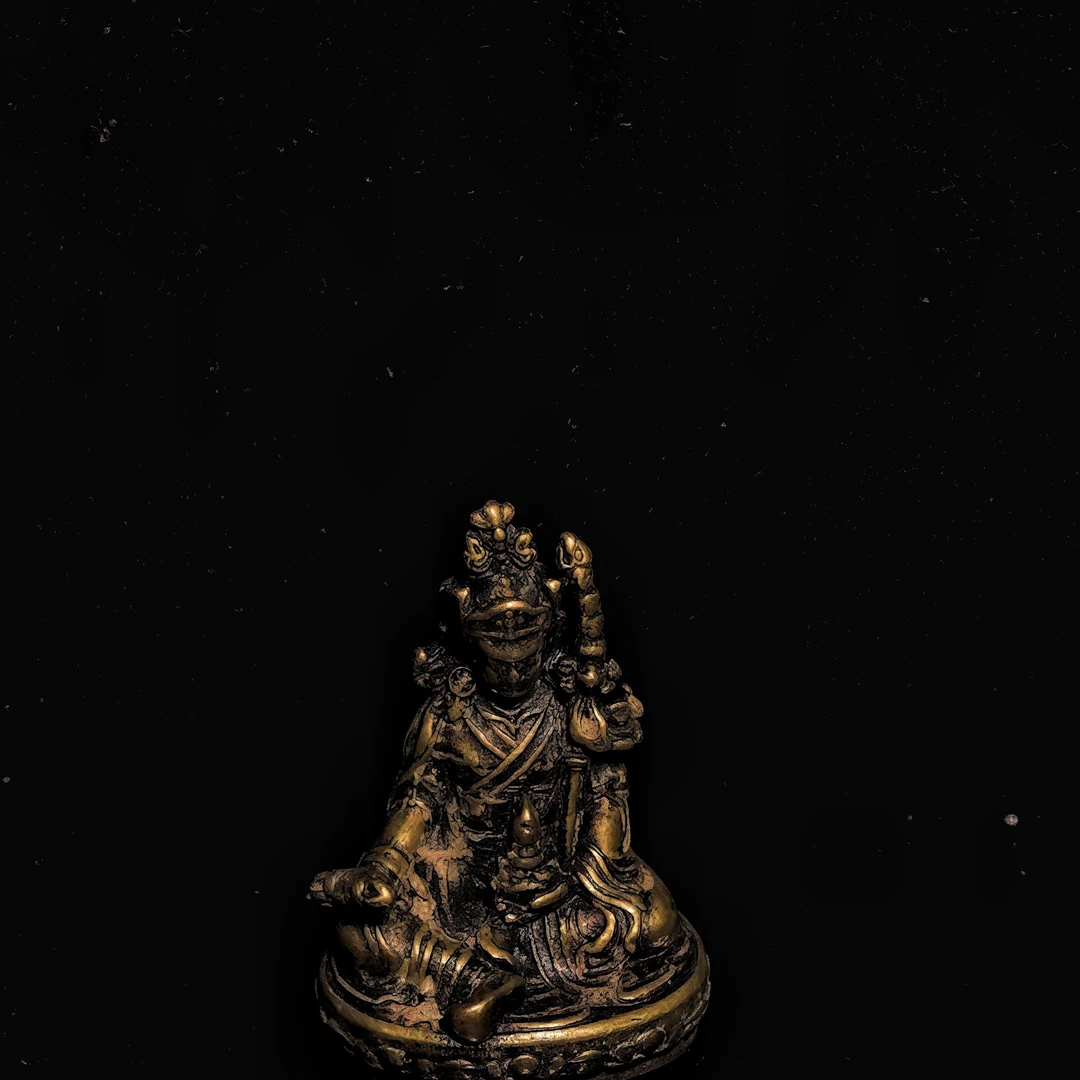 京造莲花生大师寸佛