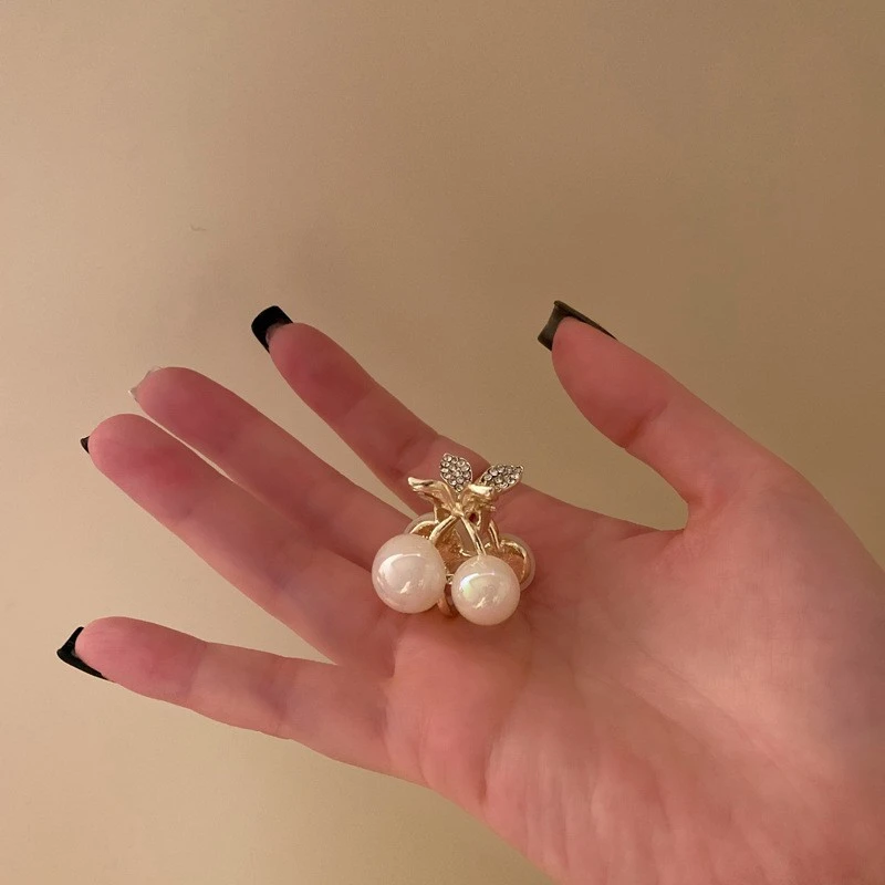 发夹刘海侧边夹秋冬珍珠水钻樱桃小抓夹发量少人鱼姬气质发卡头饰