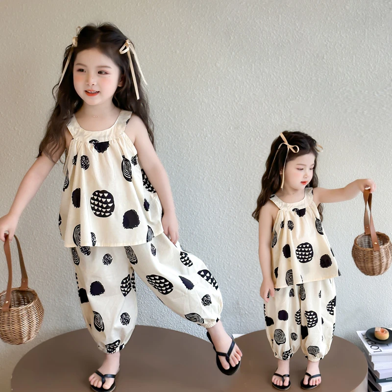 女童吊带度假风套装2025新款儿童夏装韩版洋气宝宝夏季时髦两件套