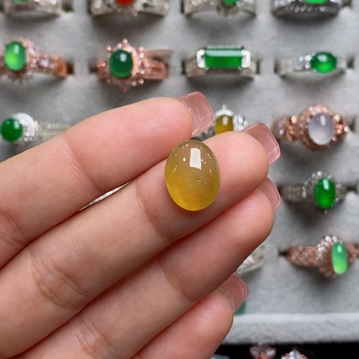 翡翠戒指未镶嵌蛋面