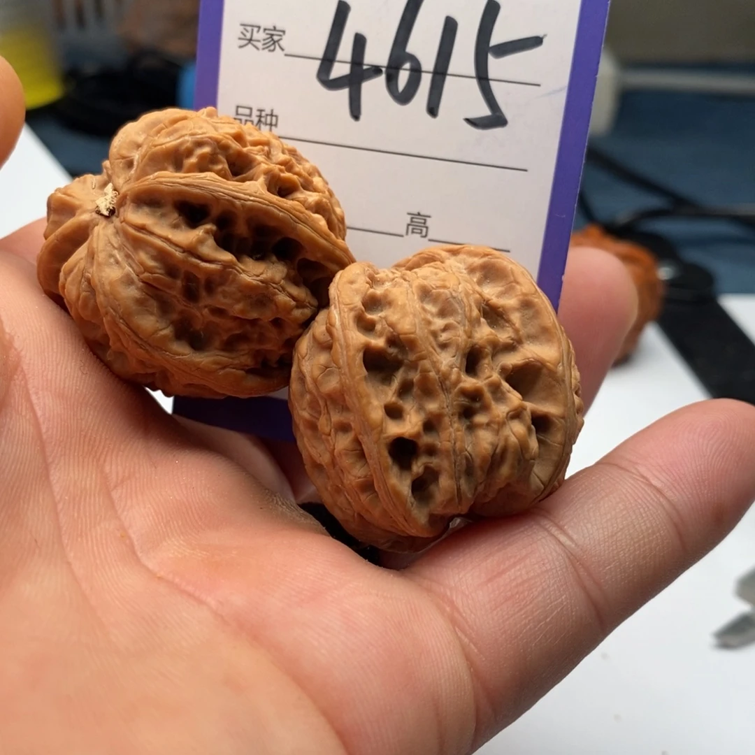文玩核桃吊坠4615