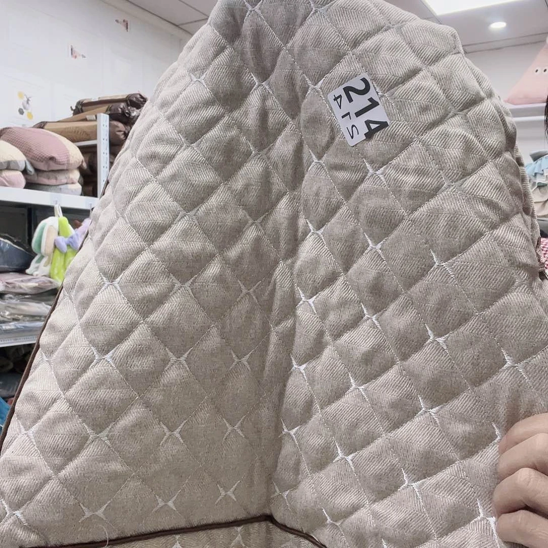 雪尼尔快乐大本营在这里也