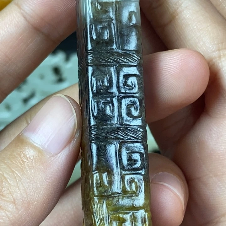 未镶嵌和田玉挂件敦**怠