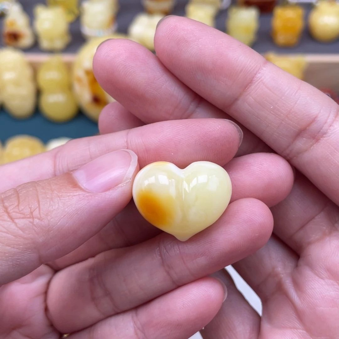 裸石琥珀未镶嵌悟*蜜蜡