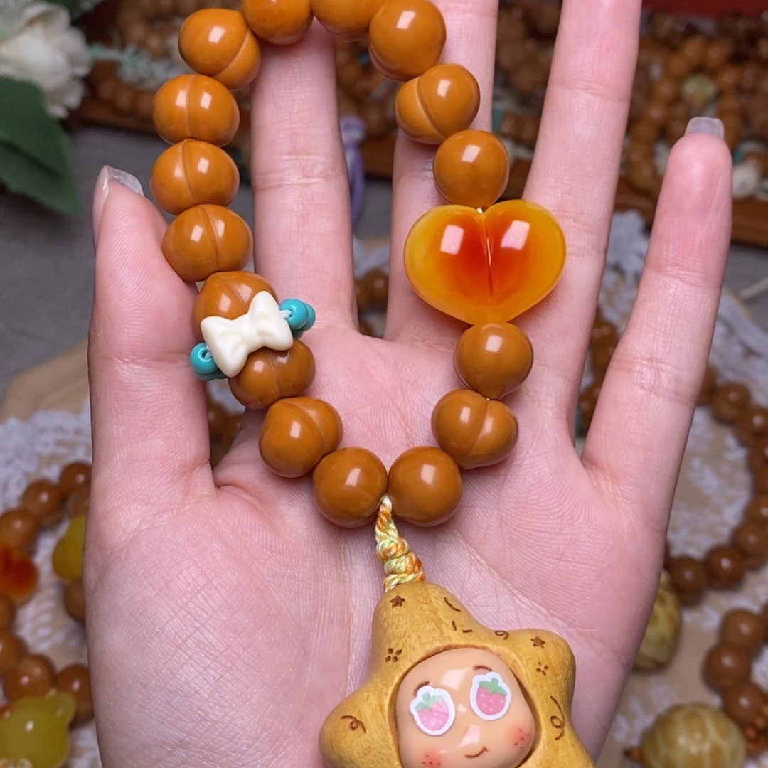 吊坠猴头核桃玻璃底柯基屁桃手持➕爱心绿卡蝴蝶结星星玩具