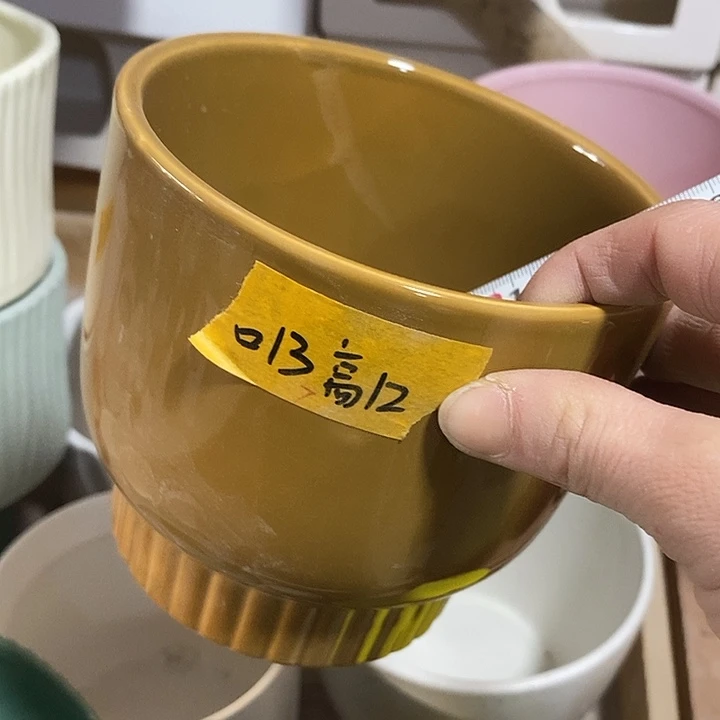 陶盆有孔 瑕疵针孔漏釉介意勿拍外高 12外口13