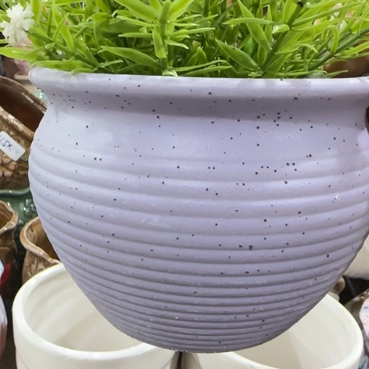 凑9块包邮，有孔，不清楚找客服