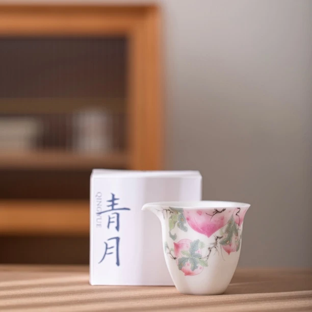 时节 冰种玉瓷粉彩五桃公道杯