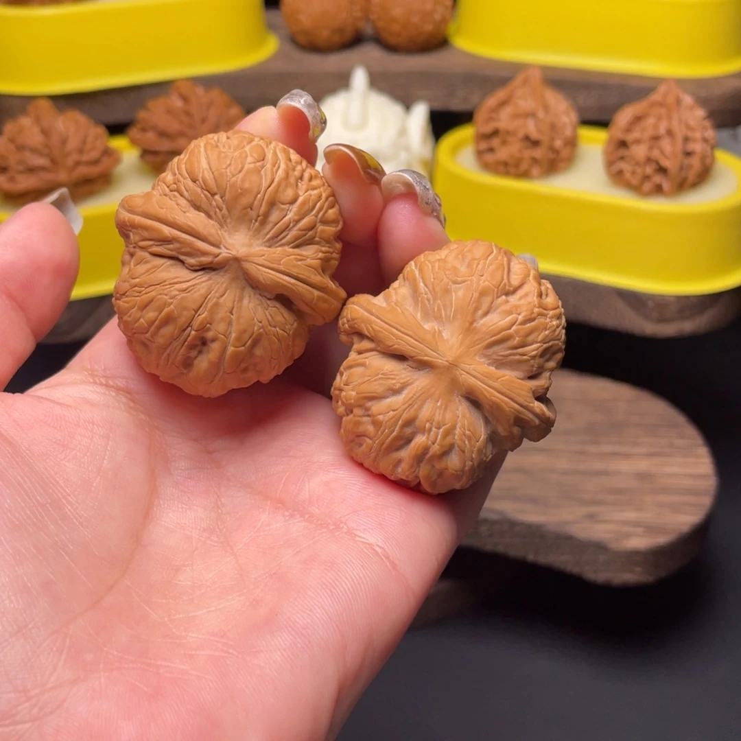 把件文玩核桃43微修元宝