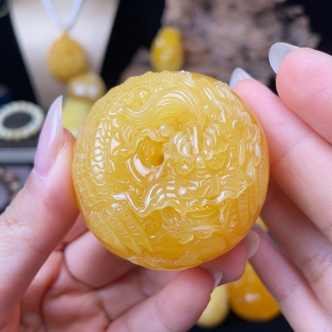 琥珀未镶嵌珠宝奇石