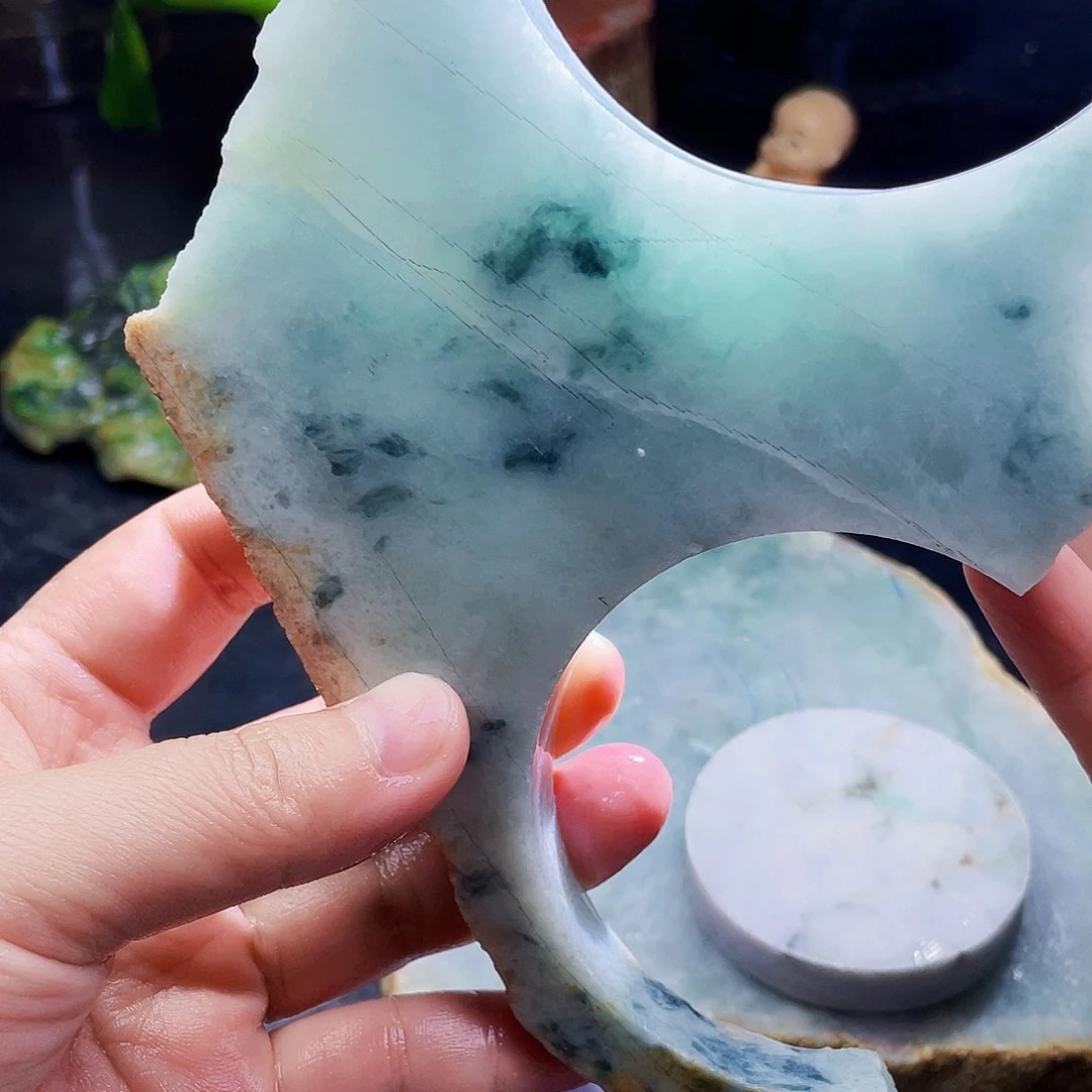 翡翠未镶嵌颈饰毛料15