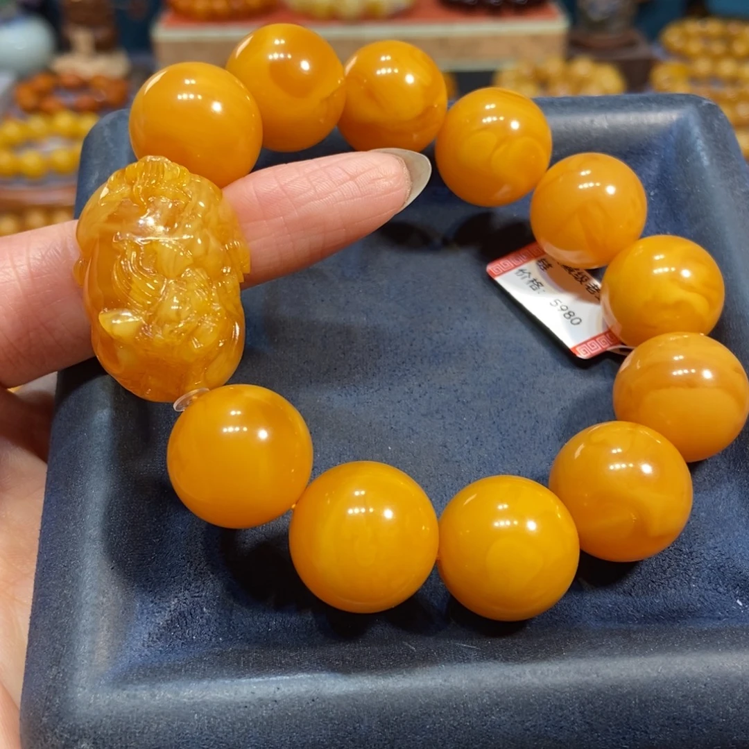 琥珀未镶嵌手链蜜蜡