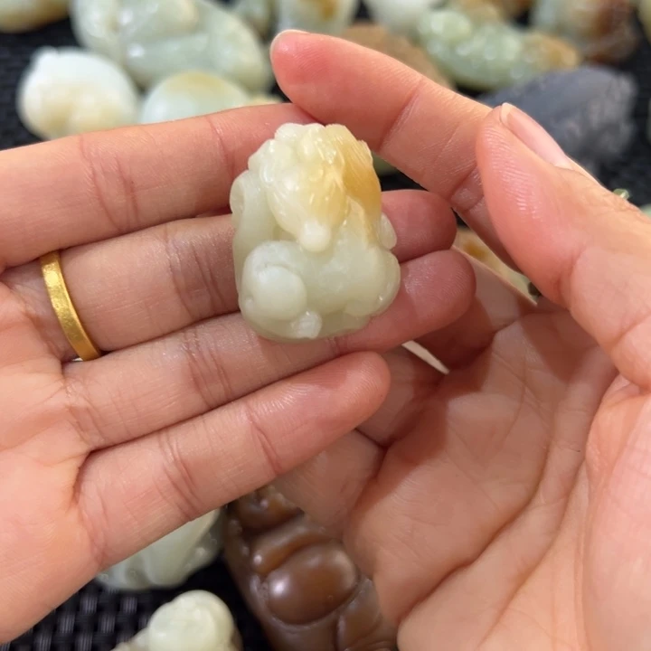 和田玉吊坠(不含链)未镶嵌